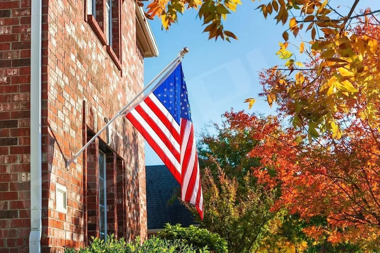 Tangle Free Spinning Flag Pole Aluminum 6FT Two Piece Design Durable Rust Free